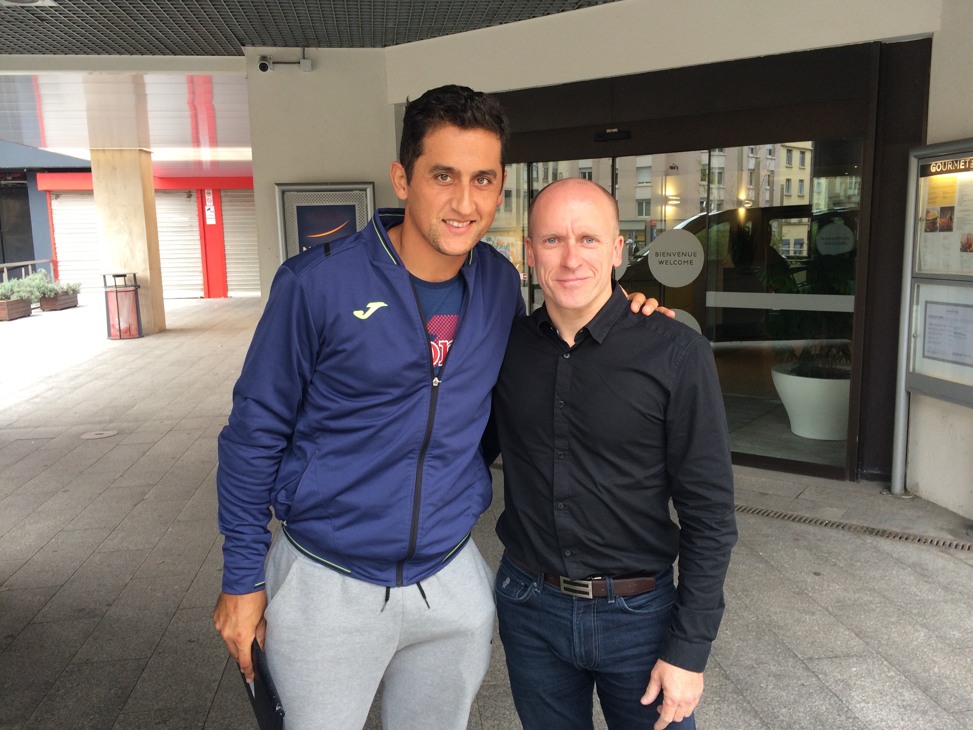 Après Tommy Robredo, Nicolas Almagro a voyagé avec The Chauffeur!!